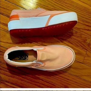SLIP ON VANS SIZE 6.5 PLATFORM